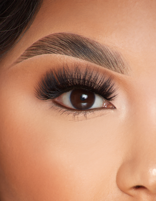 P.LOUISE LASHES - Flutter me fantezie