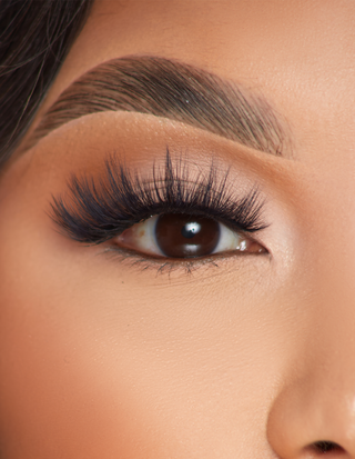P.LOUISE LASHES - Mega Mood