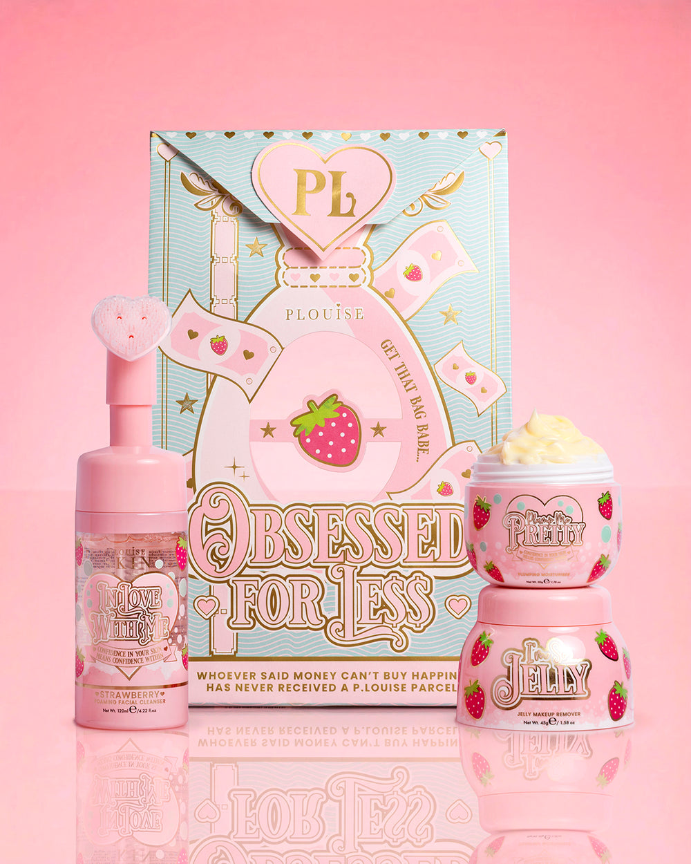 P.Louise Strawberry Obseded For Less Obsessed For Bad Bitch pe un fundal roz