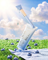 P.Louise Blueberry Overnight Wrapping Mask pe iarbă cu afine