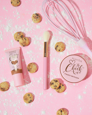 P. Louise aici vine pachetul Sun Bronzer