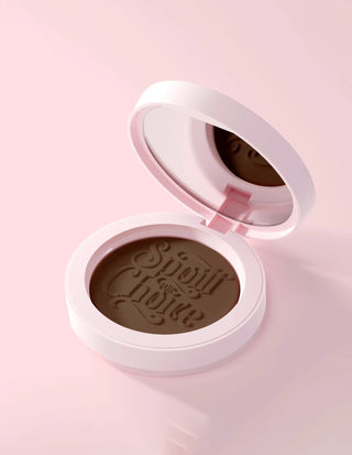 P. Louise răsfățat pentru bronzer cu cremă de alegere