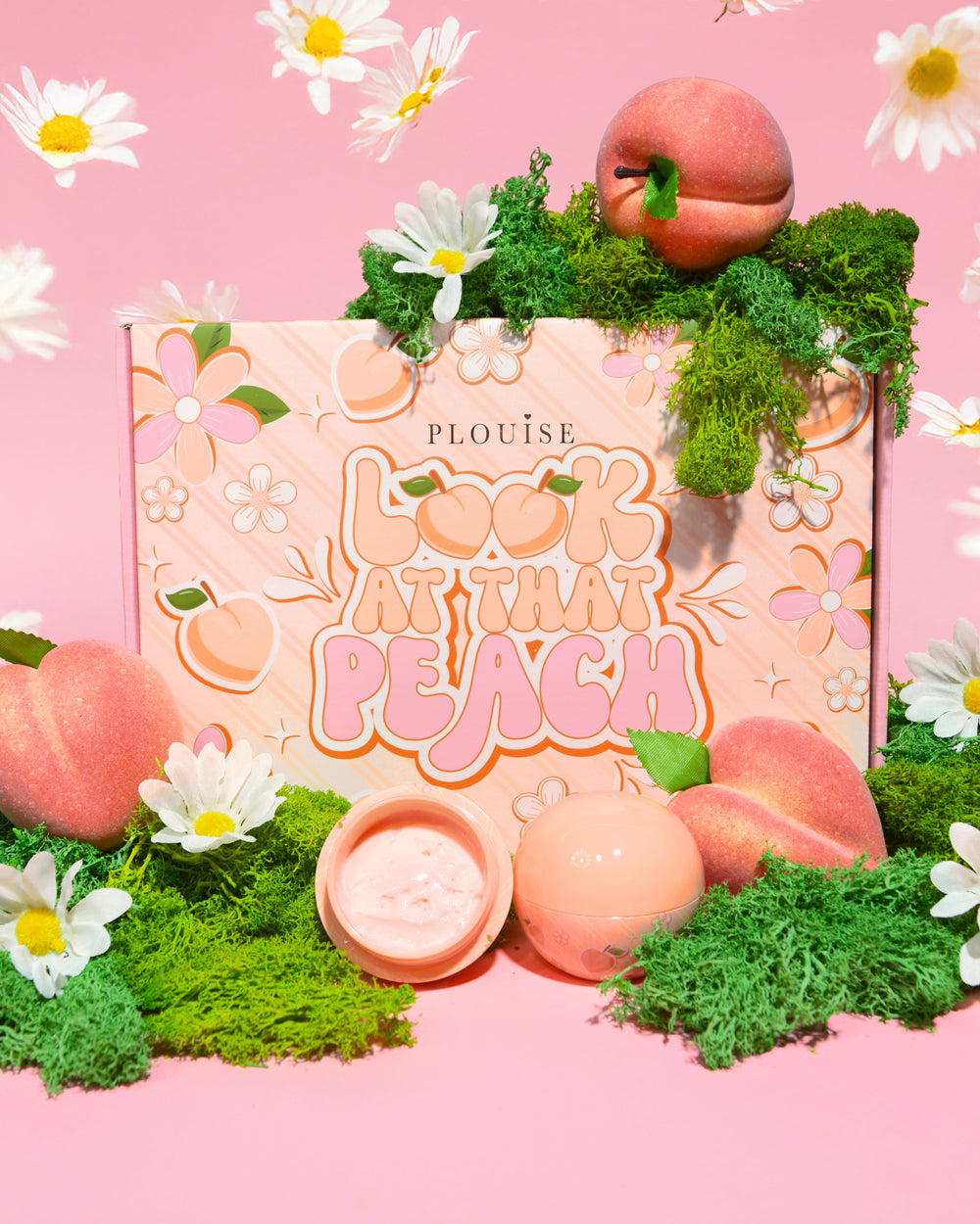 Obțineți piersici cu crema de față bogată