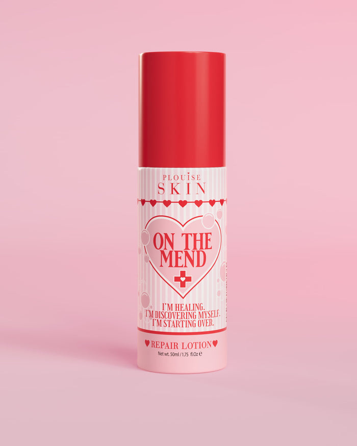 Flacon roz și roșu de P.Louise On The Mend Skin Barrier Repair Lotion 