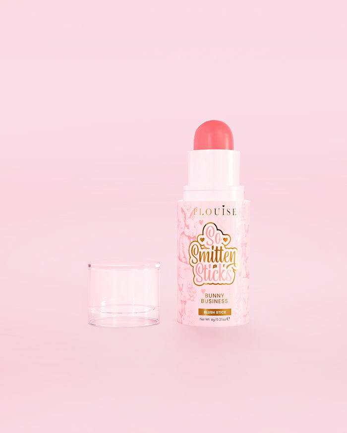 P.Louise So Smitten Blush Stick în nuanța Bunny Business