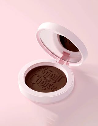 P. Louise răsfățat pentru bronzer cu cremă de alegere