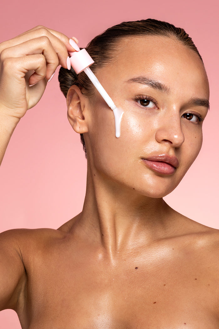 P.Louise Vitamina E și Ser Probiotic Glow Model