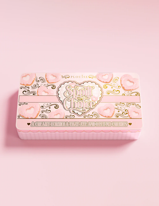 P.LOUISE S -a răsfățat pentru Choice Cream Blusher Tin